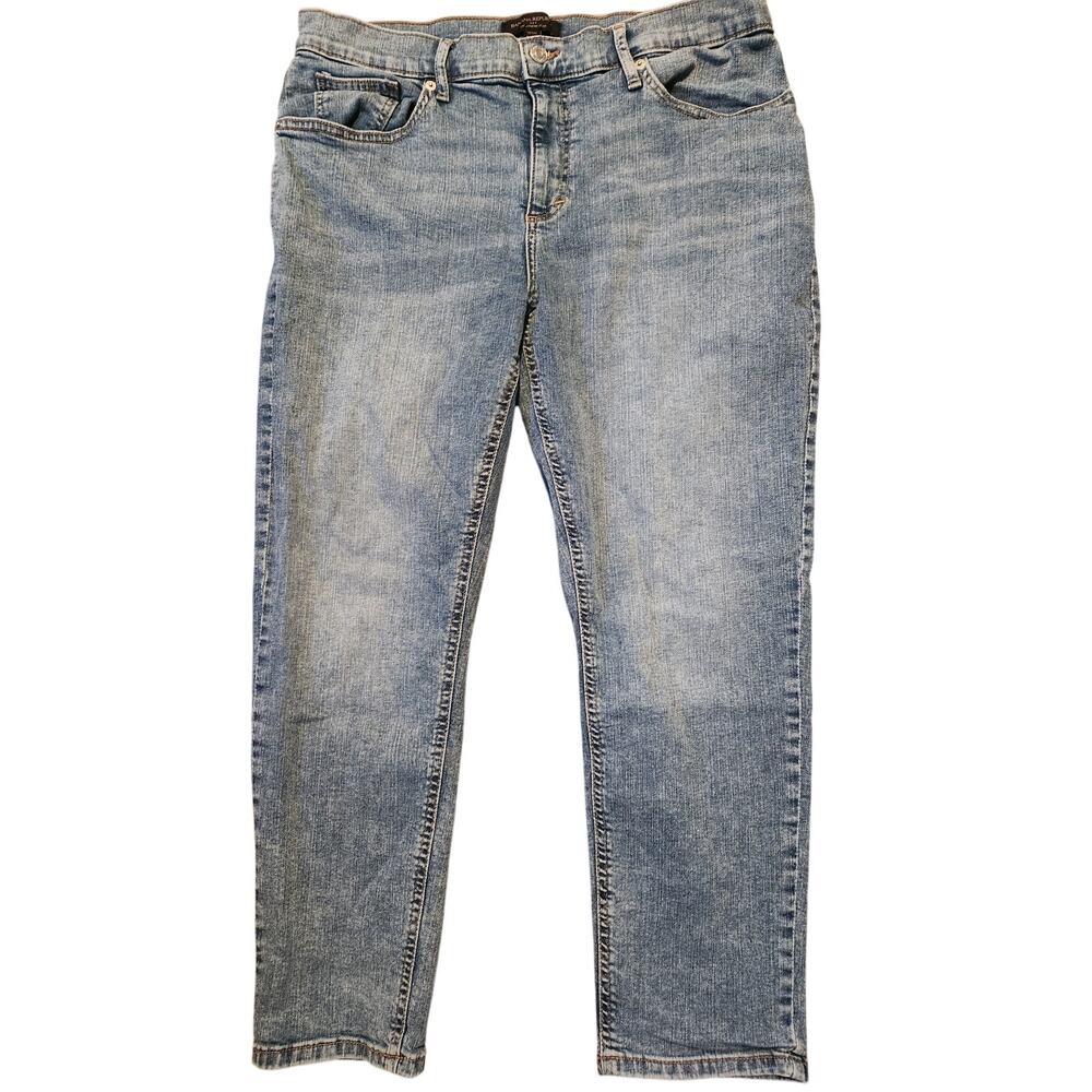 Banana Republic Girlfriend Jeans Petite 31/12 Light Wash Mid Rise Denim